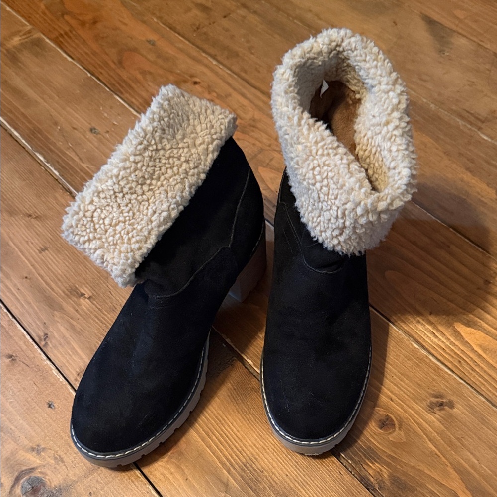 Maurices Black Winter Boots with Tan Fur Cuff